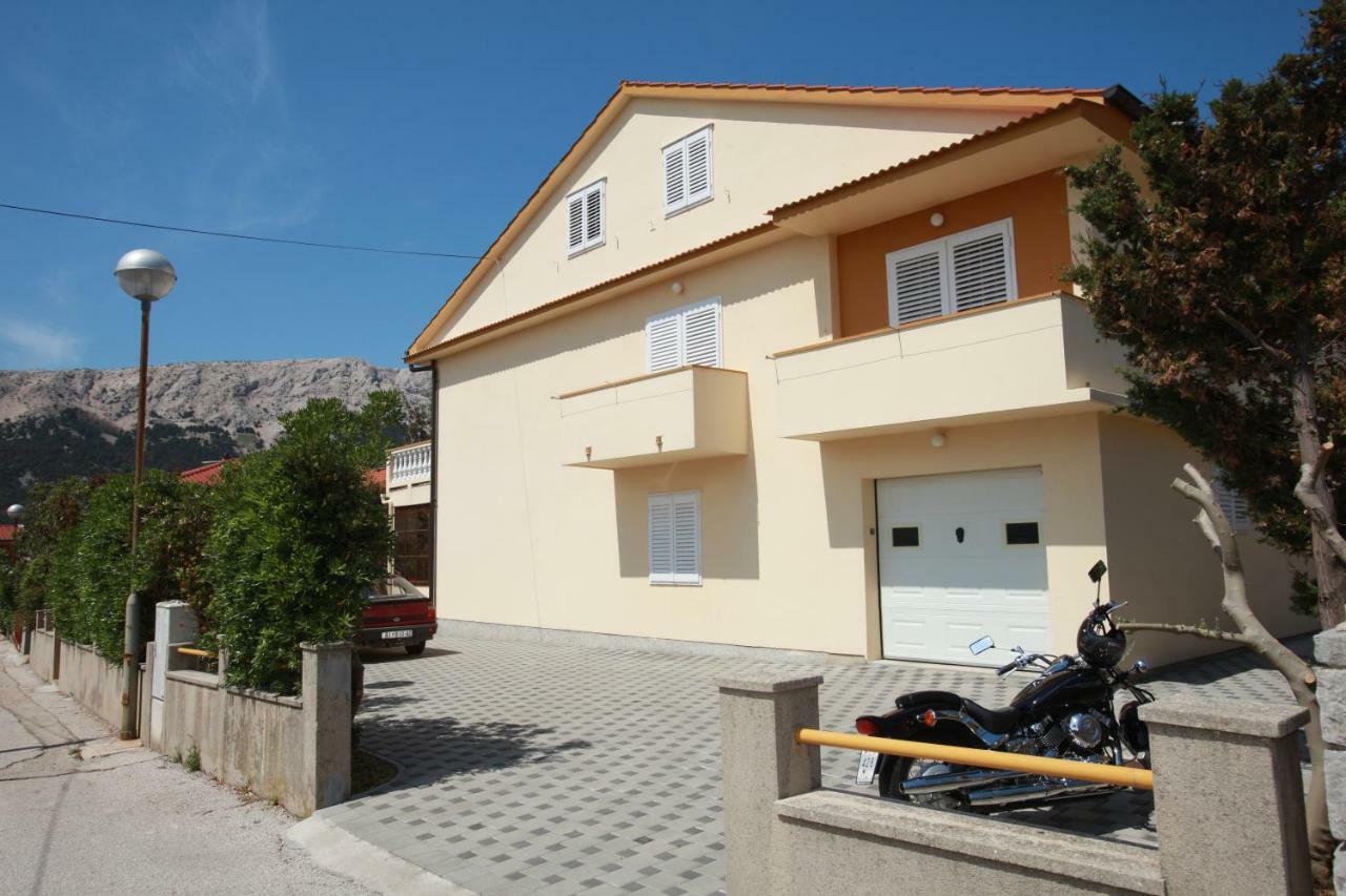 Apartments & Room Jagoda Baška Exteriör bild